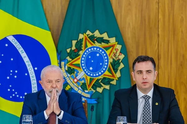 Crise entre Congresso e STF se acirra e arrasta o governo Lula