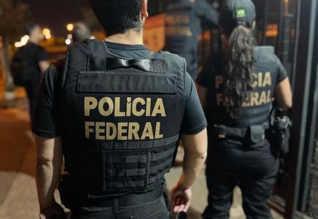 Polícia Federal faz operação contra grupo que furtou R$ 35 milhões em encomendas dos Correios