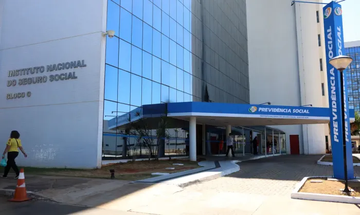 INSS prepara plano para ressarcir aposentados vítimas de fraude