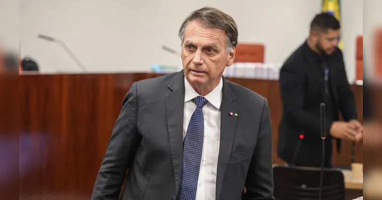 Quantos anos Bolsonaro deverá cumprir pena em regime fechado?