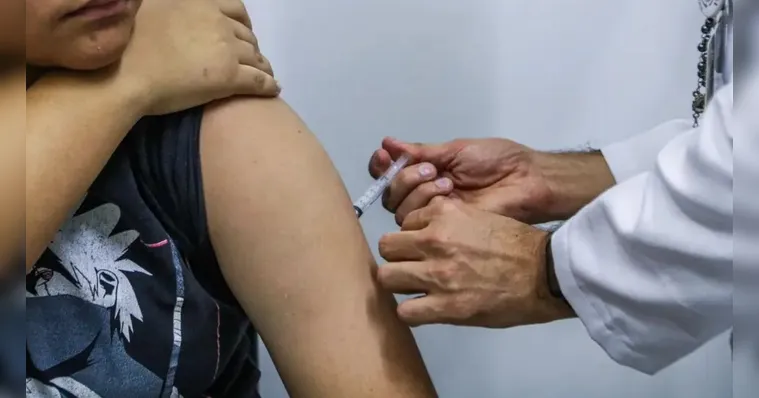 Jovens de 15 a 19 anos podem se vacinar contra HPV; confira!