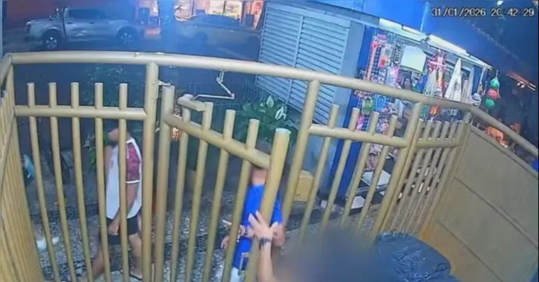 Registro indica saída dos suspeitos após o estupro coletivo | Divulgação