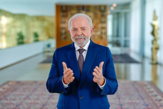 Ipsos-Ipec: 56% dos brasileiros não confiam em Lula; 40% confiam