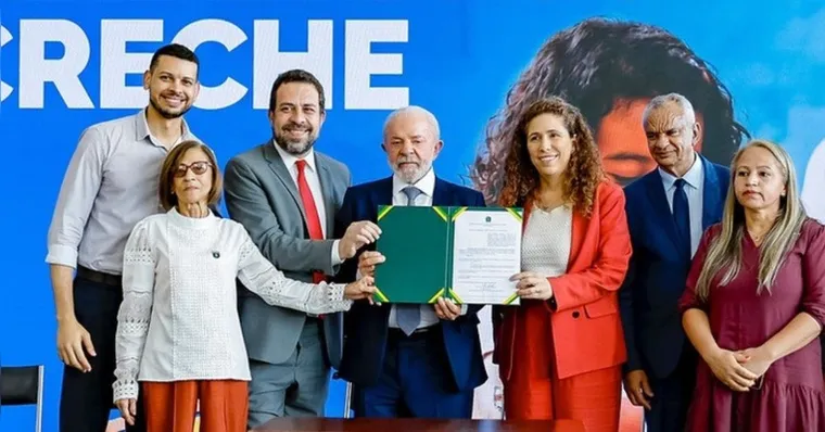 Lula amplia direitos trabalhistas para terceirizados