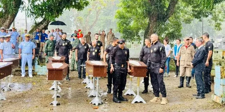 Caso de embarcação com corpos no litoral do Pará segue sem identificação das vítimas. (O Liberal)