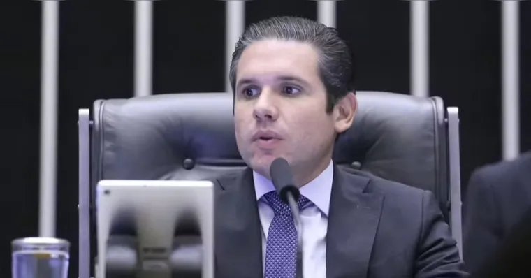 Fim da escala 6x1: Motta instala comissão na próxima semana