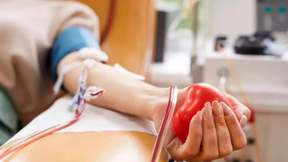 Proposta articula ampliar folgas para quem doar sangue