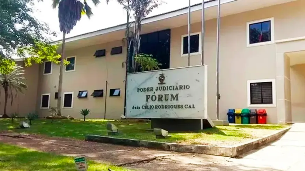 Condenado a júri homem que matou vizinha por sumiço de perfume