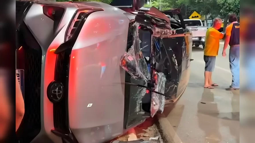 Ex-vereador Miguelito capota veículo na BR-230 após desviar de carro em Marabá