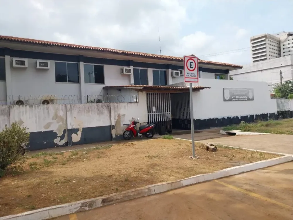 Homem é morto a tiros dentro de casa e Polícia Civil apura o crime
