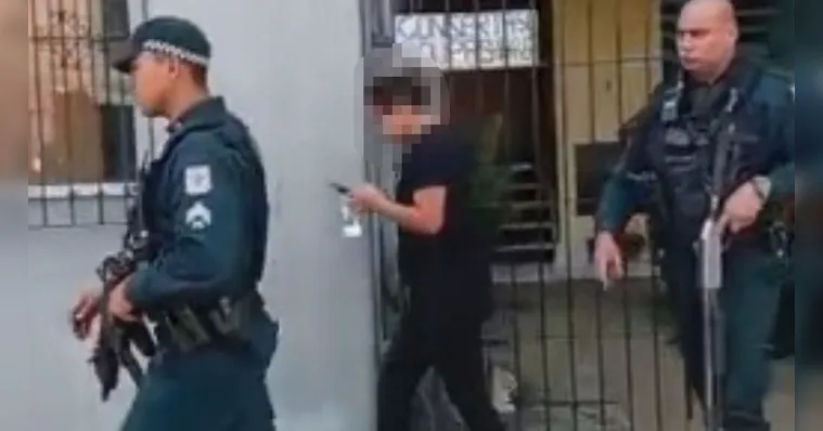 Mulher é presa suspeita de jogar óleo quente em crianças, em Ananindeua