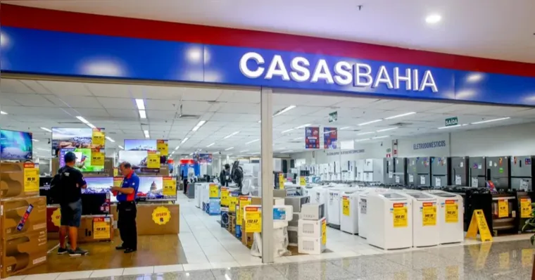 Casas Bahia mantém descontos e vende celular por R$ 200