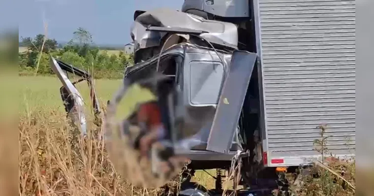 Motorista morre após colisão com carreta na BR-010 no Pará