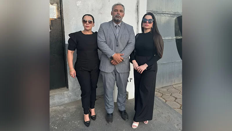 Advogados Cristiane Bline, Odilon Vieira e Priscylla Islla atuam no caso