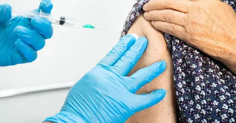 O imunizante oferece proteção contra 20 sorotipos da bactéria pneumococo | Foto: Divulgação